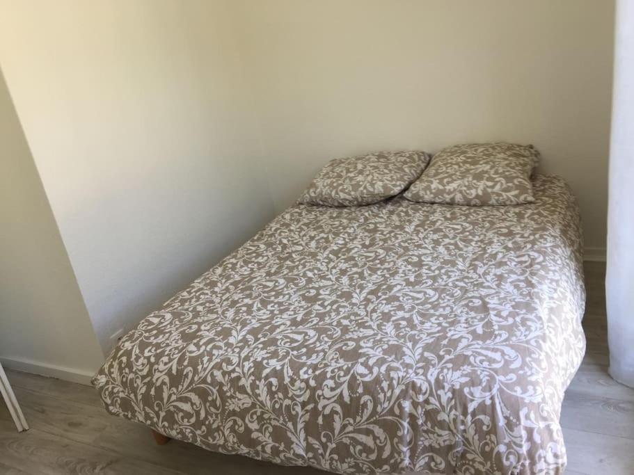 T3 En Duplex Avec Grande Piscine Apartamento Anglet Exterior foto
